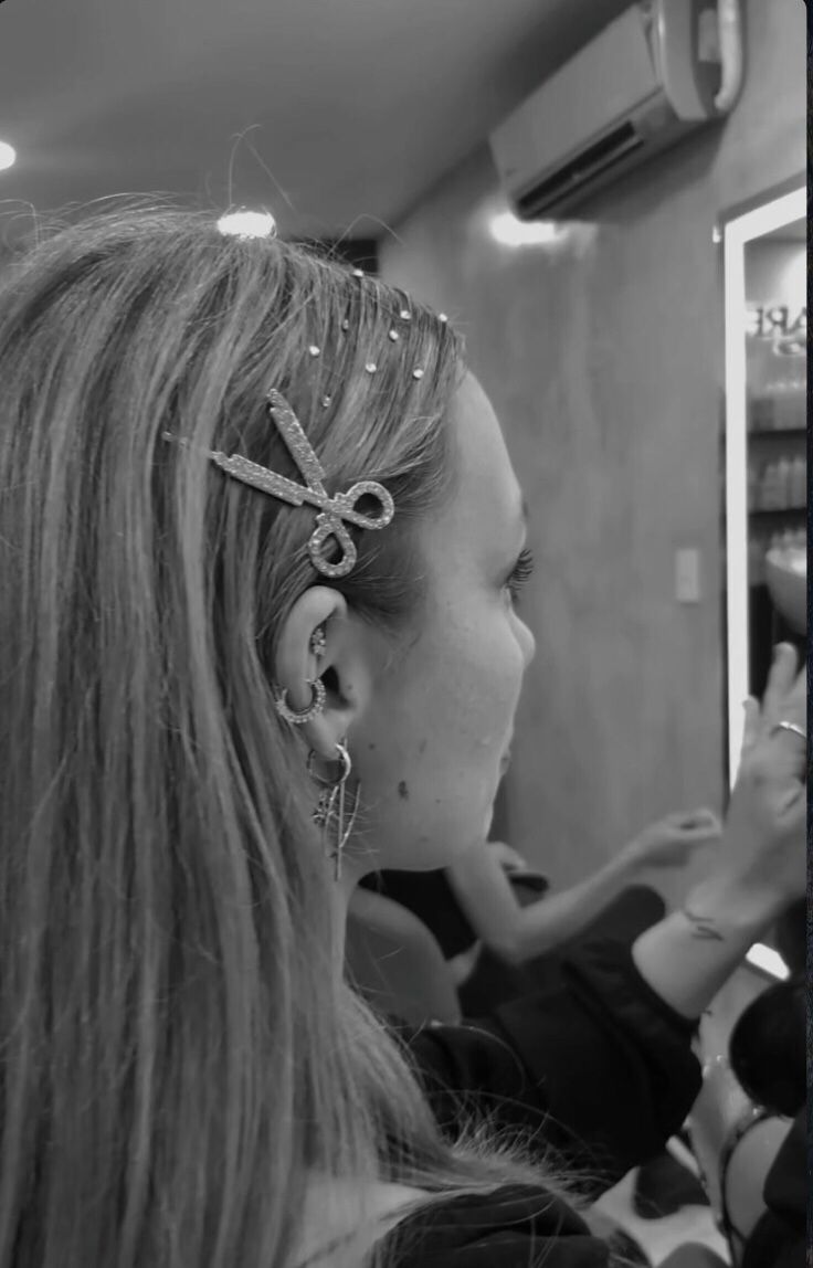 Maquilladora profesional Manarola - cursos de maquillaje y peinados